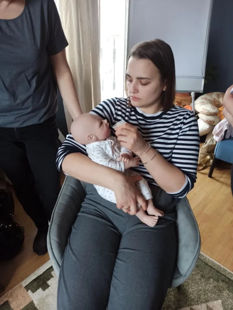 Практичний тренінг з грудного вигодовування